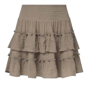 Rachel Parcell Smocked Ruffle Mini Skirt in Pebble